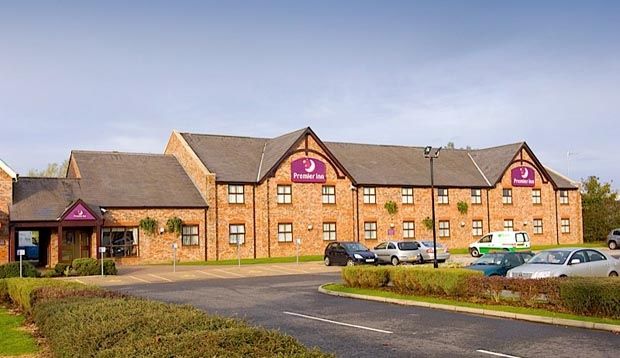Premier Inn Premier Inn Wigan Esterno foto